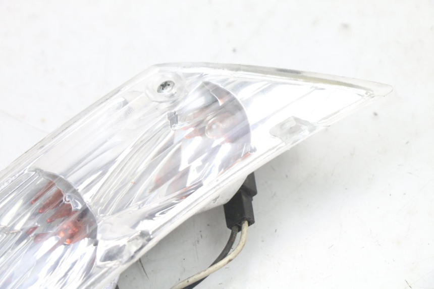 photo de REAR RIGHT TURN SIGNAL PIAGGIO ZIP 4T 50 (2018 - 2020)