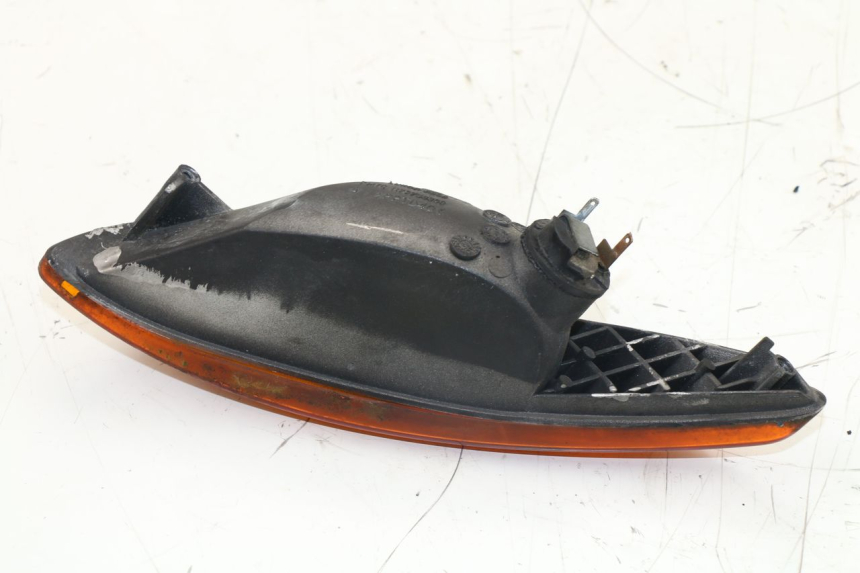 photo de REAR LEFT TURN SIGNAL PEUGEOT ELYSEO 100 (1998 - 2004)