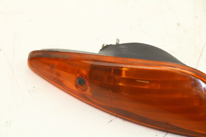 photo de REAR LEFT TURN SIGNAL PEUGEOT ELYSEO 100 (1998 - 2004)