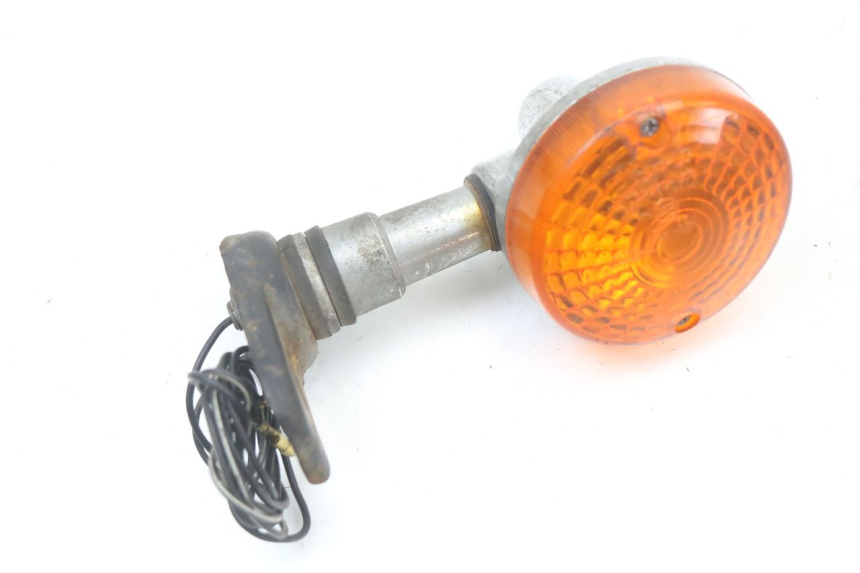 photo de REAR LEFT TURN SIGNAL SUZUKI GN 125 (1997 - 2000)