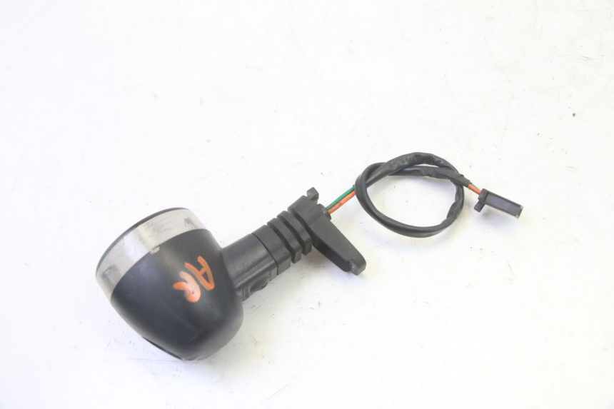 photo de REAR LEFT TURN SIGNAL DAELIM HISTORY 125 (2001 - 2002)