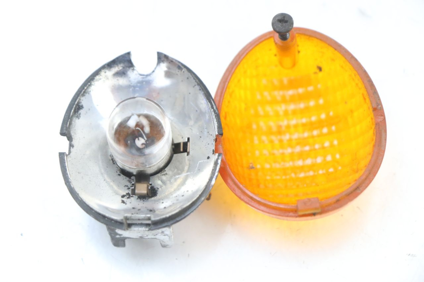 photo de REAR LEFT TURN SIGNAL RENAULT KOURANOS 125 (2001 - 2004)