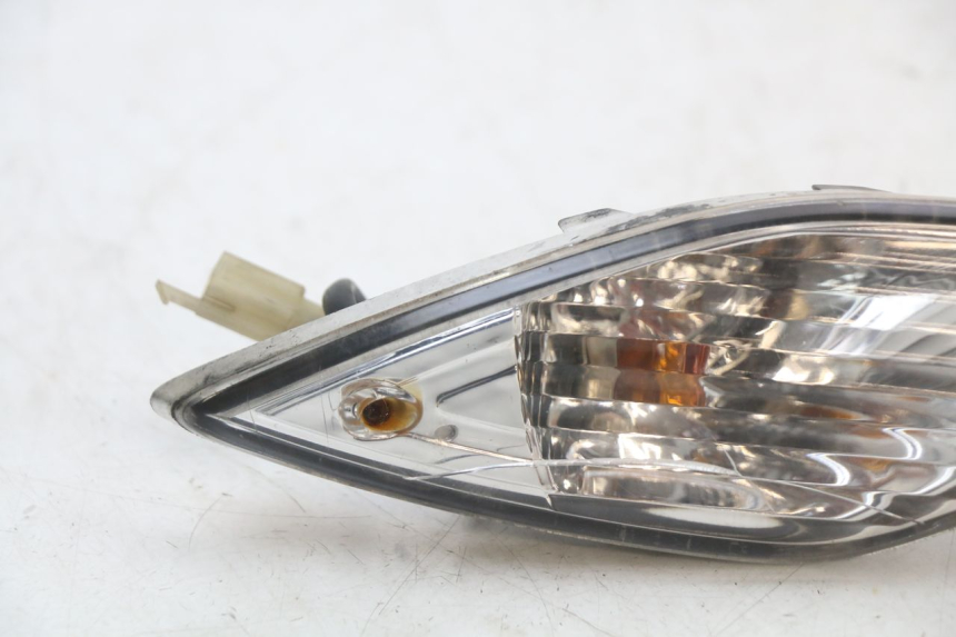 photo de REAR LEFT TURN SIGNAL SYM FIDDLE 3 III 50 (2014 - 2020)