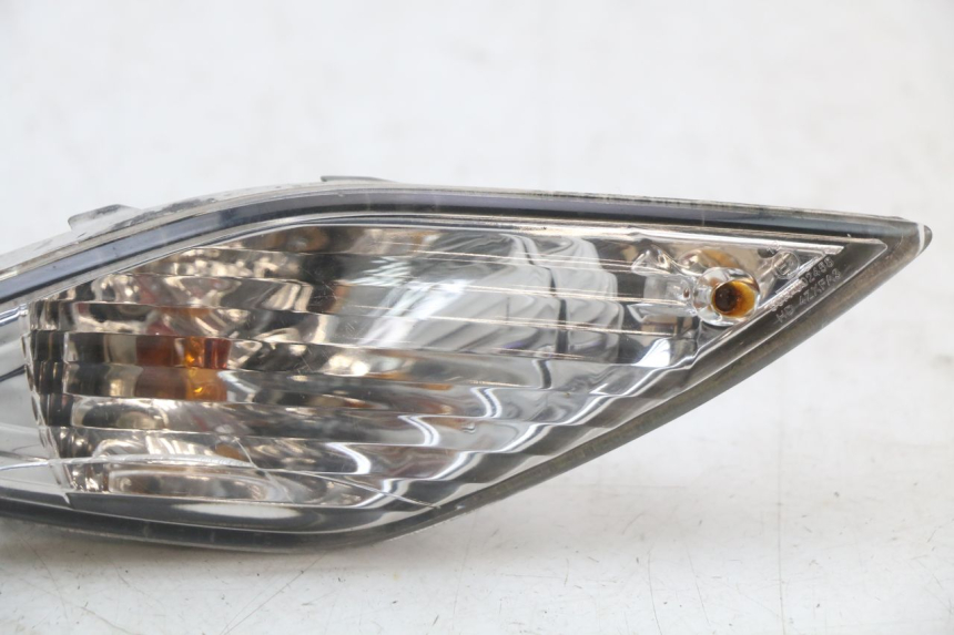 photo de REAR LEFT TURN SIGNAL SYM FIDDLE 3 III 50 (2014 - 2020)