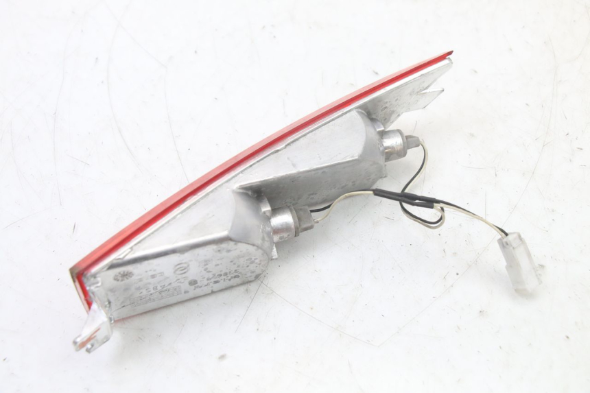 photo de LEFT REAR TURN SIGNAL PIAGGIO XEVO - X EVO 125 (2007 - 2016) - Technical close-up