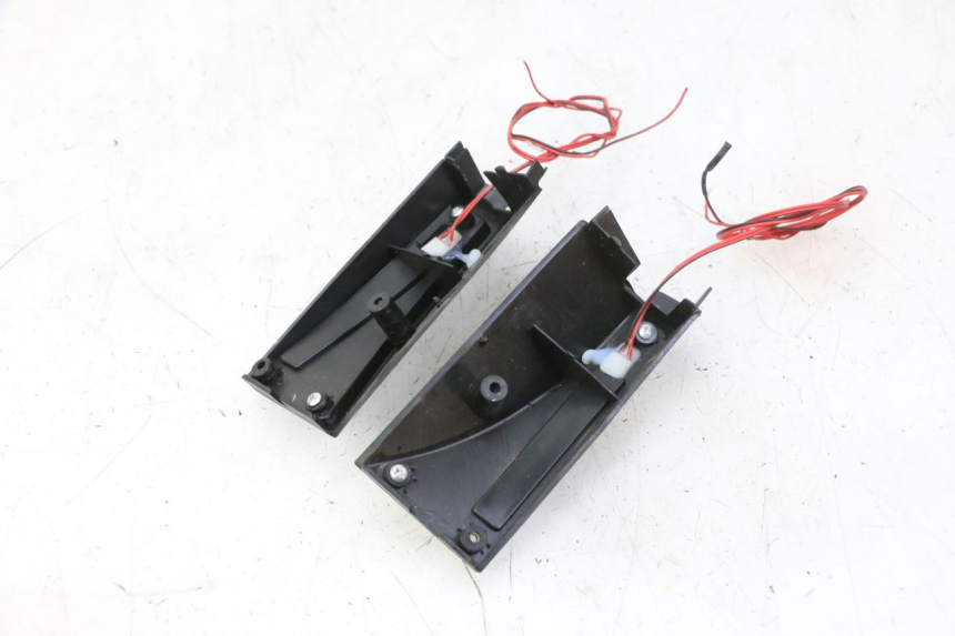 photo de REAR TURN SIGNAL HITWAY H5 1