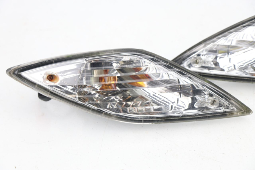 photo de REAR TURN SIGNAL SYM FIDDLE 3 III 50 (2014 - 2020)