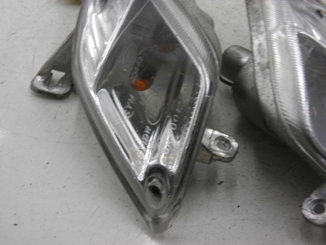 photo de REAR TURN SIGNAL SYM FIDDLE 50 (2008 - 2010) - Alternative perspective