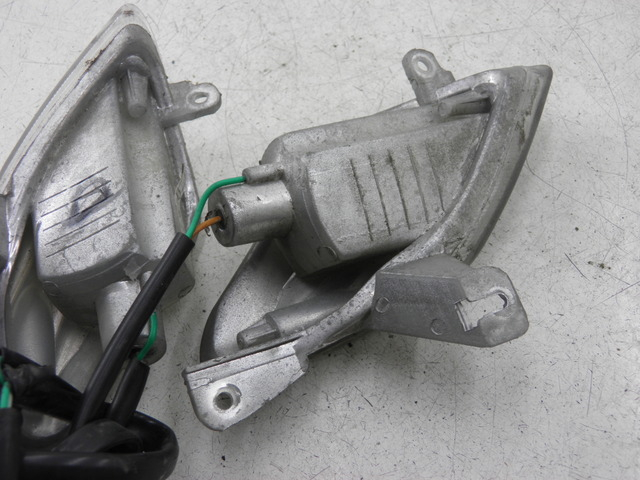 photo de REAR TURN SIGNAL SYM FIDDLE 50 (2008 - 2010) - Fixing points details