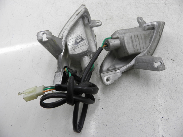 photo de REAR TURN SIGNAL SYM FIDDLE 50 (2008 - 2010) - Checked used part