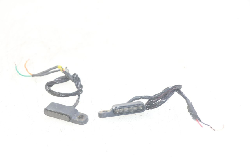 photo de REAR TURN SIGNAL DAELIM VL DAYSTAR 125 (2000 - 2011)