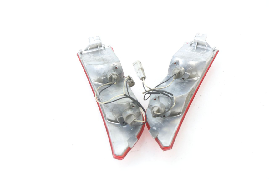 photo de REAR TURN SIGNAL PIAGGIO XEVO - X EVO 125 (2007 - 2016)