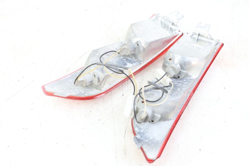 photo de REAR TURN SIGNAL PIAGGIO XEVO - X EVO 125 (2007 - 2017) - Alternative perspective