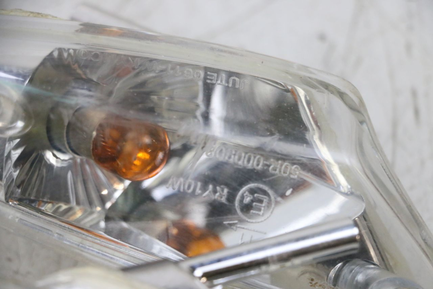 photo de FRONT TURN SIGNAL KYMCO AGILITY 4T 50 (2018 - 2022) - Technical close-up