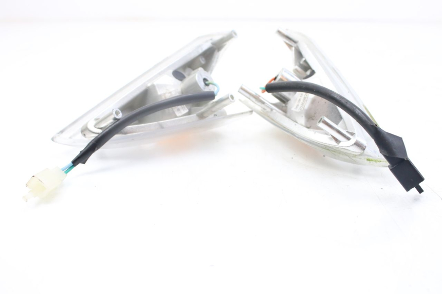 photo de FRONT TURN SIGNAL KYMCO AGILITY DELIVERY 4T 50 (2018 - 2023)