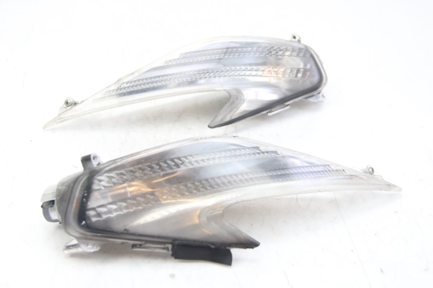 photo de FRONT TURN SIGNAL APRILIA ATLANTIC 125 (2003 - 2009)