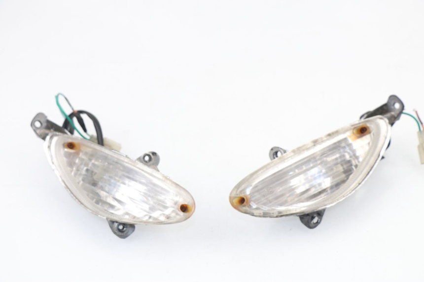 photo de FRONT TURN SIGNAL BAOTIAN TRAVEL SPIRIT 50 (2010 - 2012)