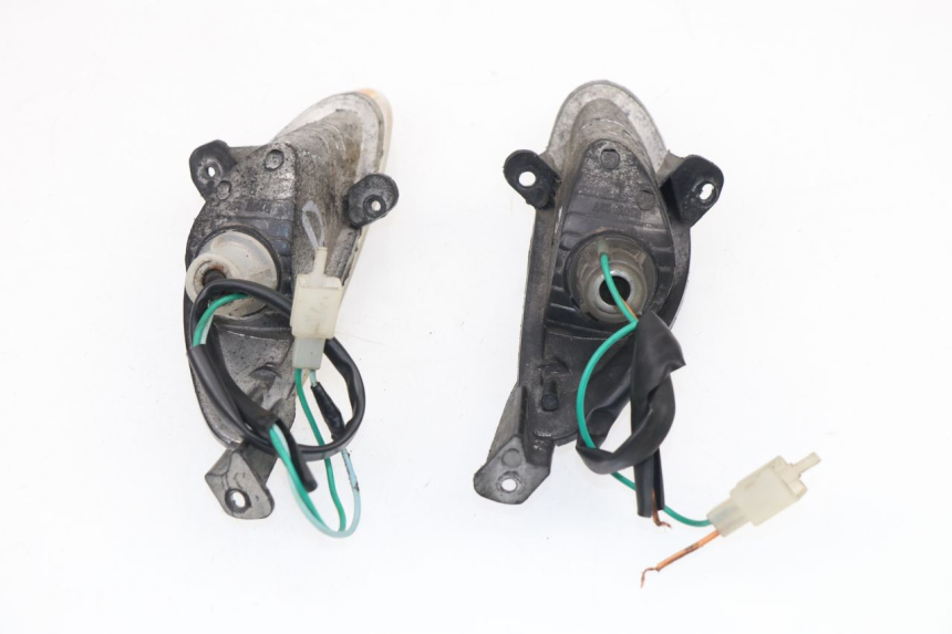 photo de FRONT TURN SIGNAL BAOTIAN TRAVEL SPIRIT 50 (2010 - 2012)