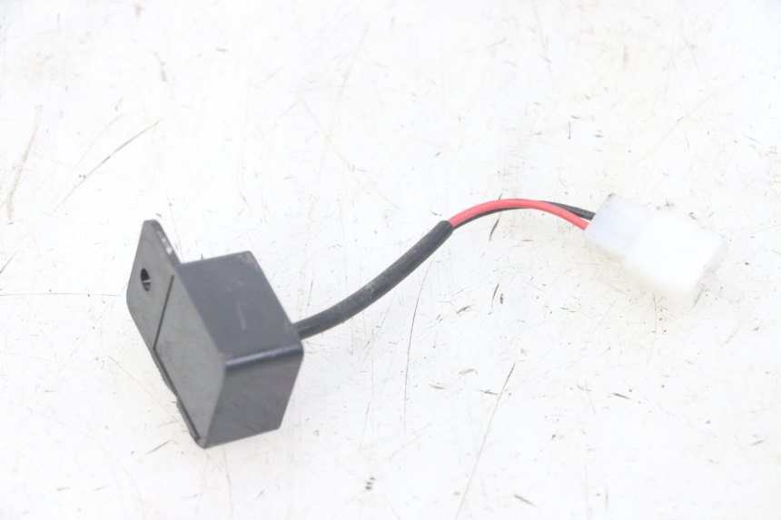 photo de FRONT TURN SIGNAL HONDA CBF 500 (2004 - 2007)