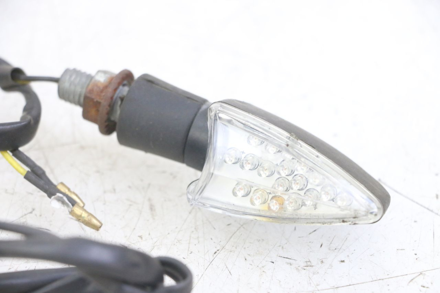 photo de FRONT TURN SIGNAL HONDA CBF 500 (2004 - 2007)