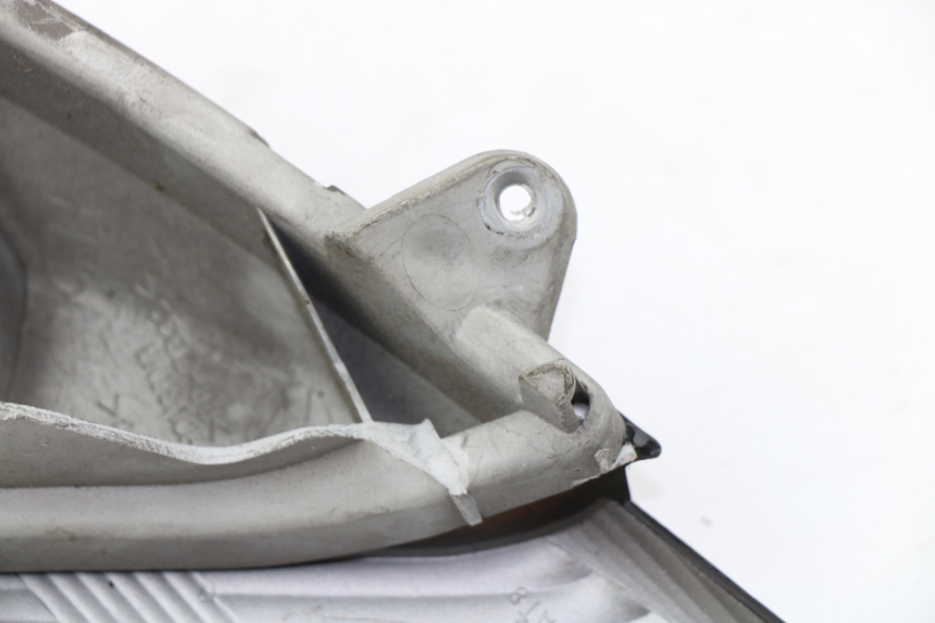 photo de FRONT RIGHT TURN SIGNAL SUZUKI AN BURGMAN 400 (1999 - 2005)
