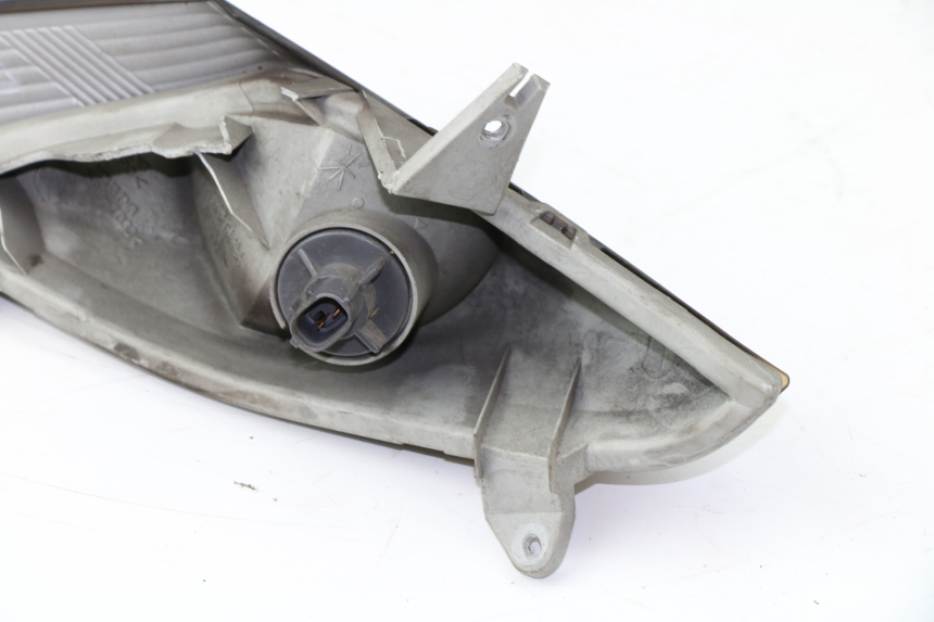 photo de FRONT RIGHT TURN SIGNAL SUZUKI AN BURGMAN 400 (1999 - 2005)