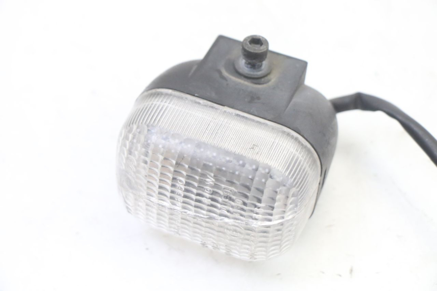 photo de FRONT RIGHT TURN SIGNAL MBK BOOSTER SPIRIT NAKED 50 (2004 - 2017)