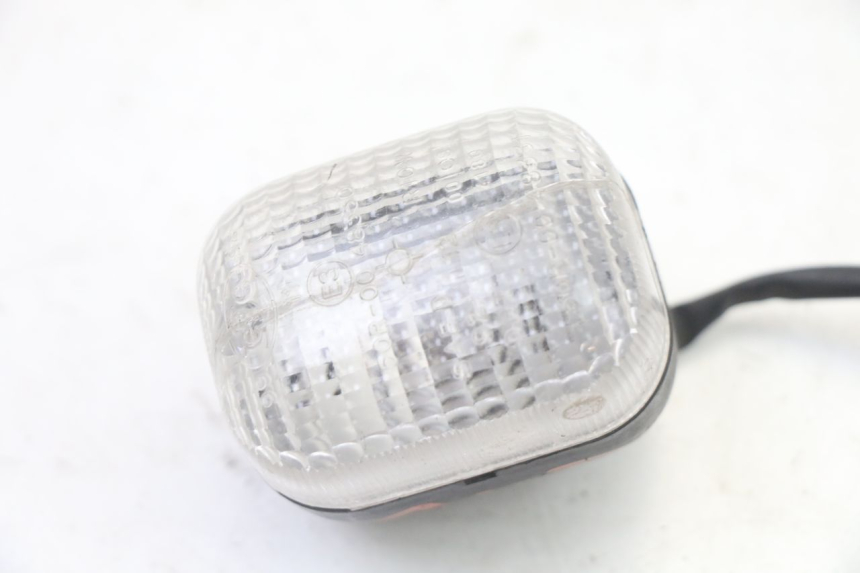 photo de FRONT RIGHT TURN SIGNAL MBK BOOSTER SPIRIT NAKED 50 (2004 - 2017)