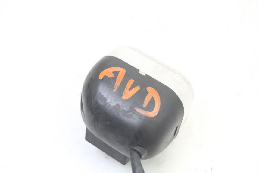 photo de FRONT RIGHT TURN SIGNAL MBK BOOSTER SPIRIT NAKED 50 (2004 - 2017)
