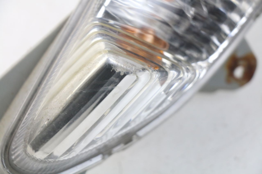 photo de RIGHT FRONT TURN SIGNAL SUZUKI BURGMAN 125 (2007 - 2014)