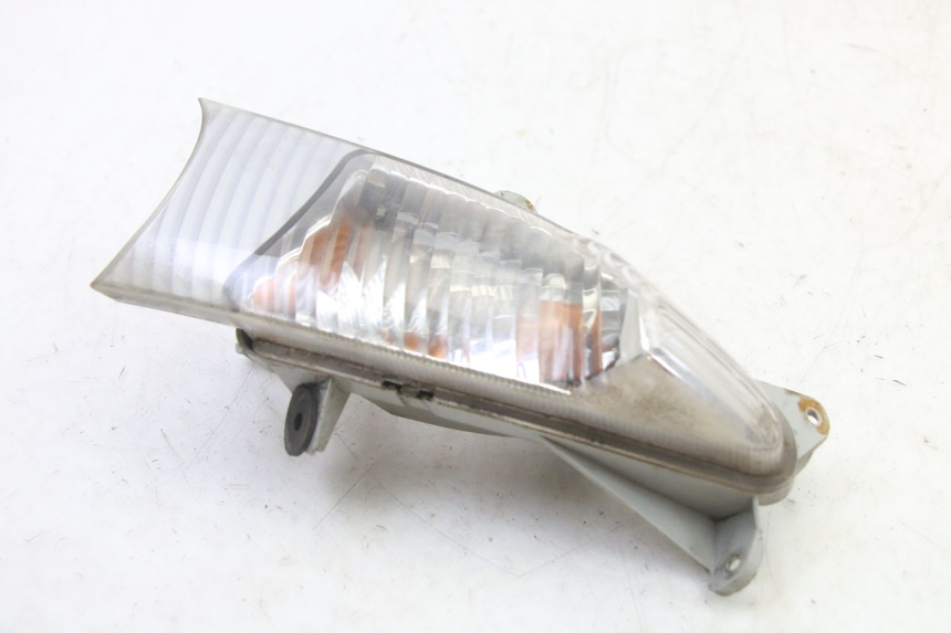 photo de RIGHT FRONT TURN SIGNAL SUZUKI BURGMAN 125 (2007 - 2014)