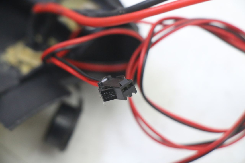 photo de FRONT RIGHT TURN SIGNAL URBANGLIDE E-CROSS PRO 1