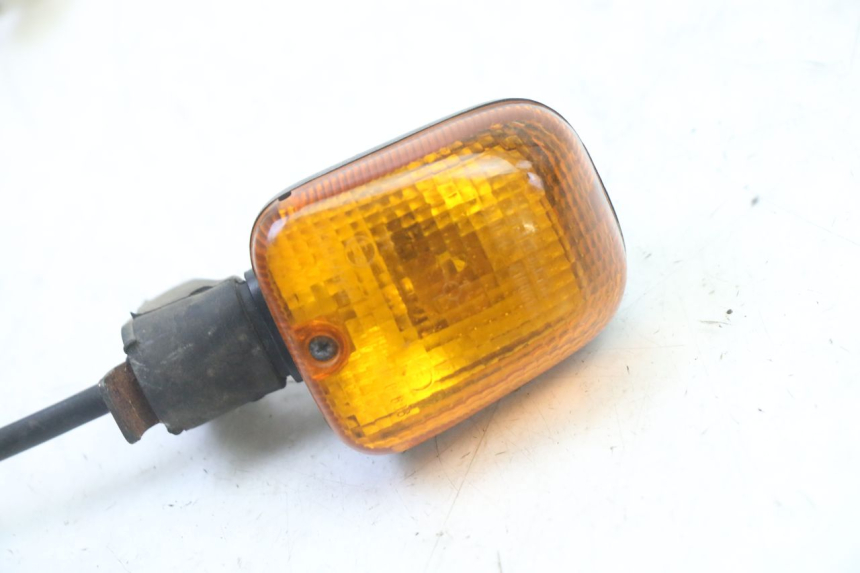 photo de FRONT RIGHT TURN SIGNAL APRILIA ETX 125 (1998 - 2002)