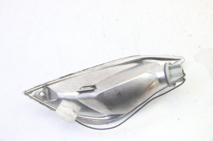 photo de RIGHT FRONT TURN SIGNAL PIAGGIO FLY 2T 50 (2004 - 2017)