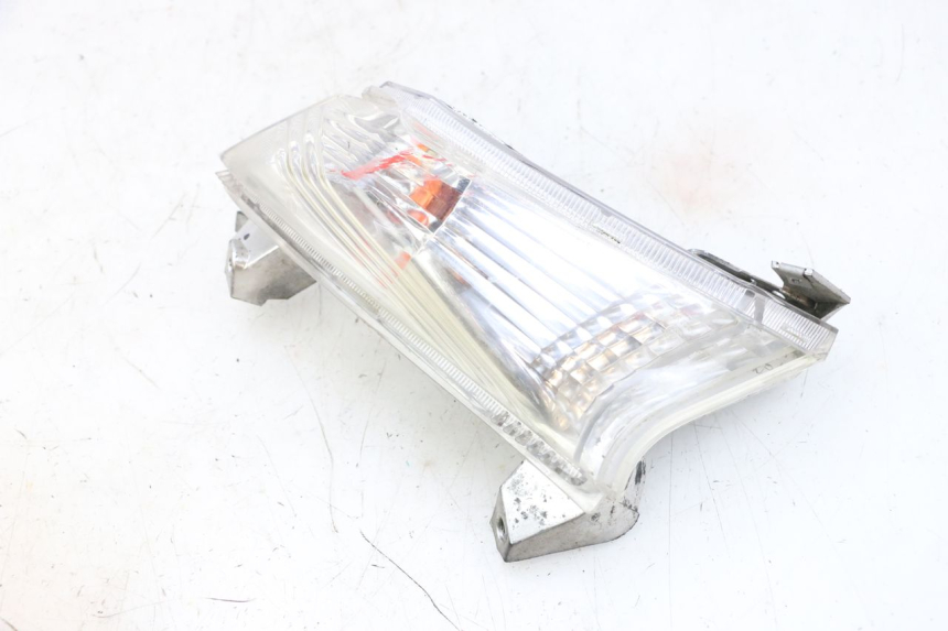 photo de FRONT RIGHT TURN SIGNAL JM MOTORS GTS 125 (2015 - 2019) - Zoom on usage condition