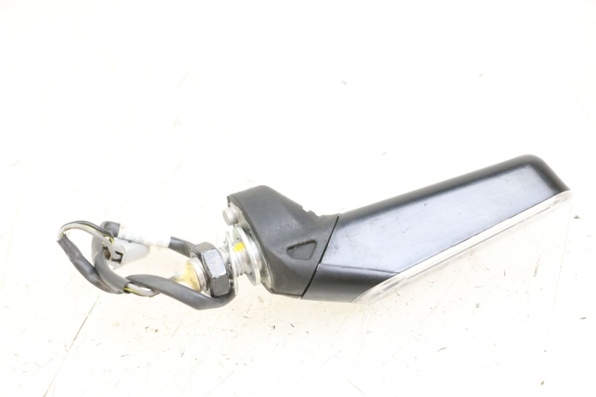 photo de FRONT RIGHT TURN SIGNAL HUSQVARNA SVARTPILEN 401 (2018 - 2023)