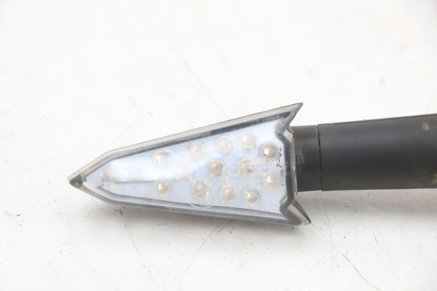 photo de FRONT RIGHT TURN SIGNAL HYTRACK HY S 4X4 410 (2013 - 2016)