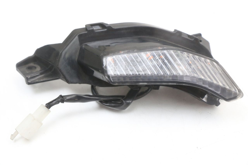 photo de FRONT RIGHT TURN SIGNAL LONGJIA EASY MAX 125 (2020 - 2024)