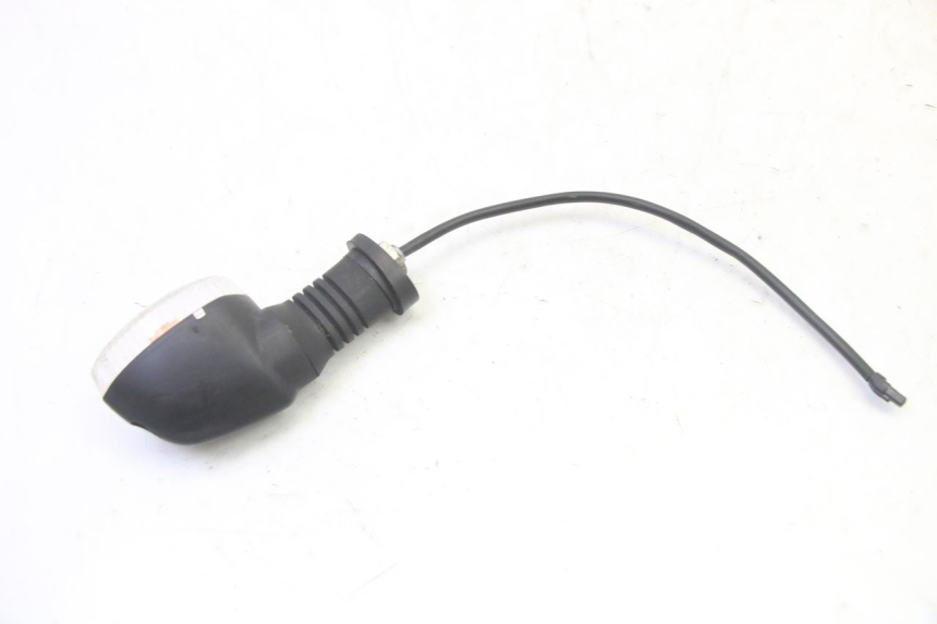 photo de FRONT RIGHT TURN SIGNAL PIAGGIO MP3 RL 250 (2007 - 2010)