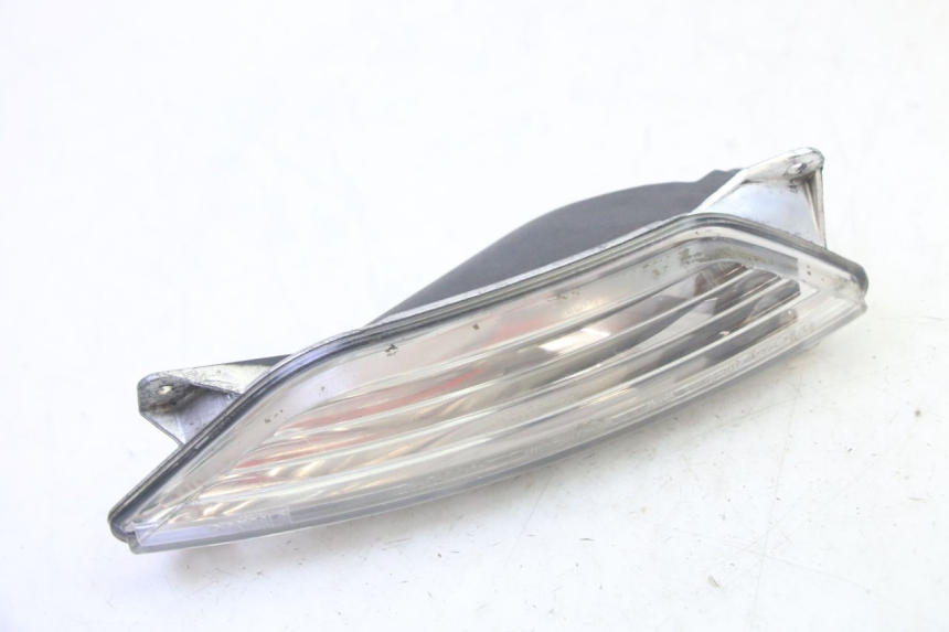 photo de FRONT RIGHT TURN SIGNAL PIAGGIO MP3 125 (2006 - 2014)