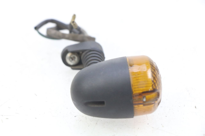 photo de FRONT RIGHT TURN SIGNAL RIEJU MRT 50 (2009 - 2017) - Technical close-up