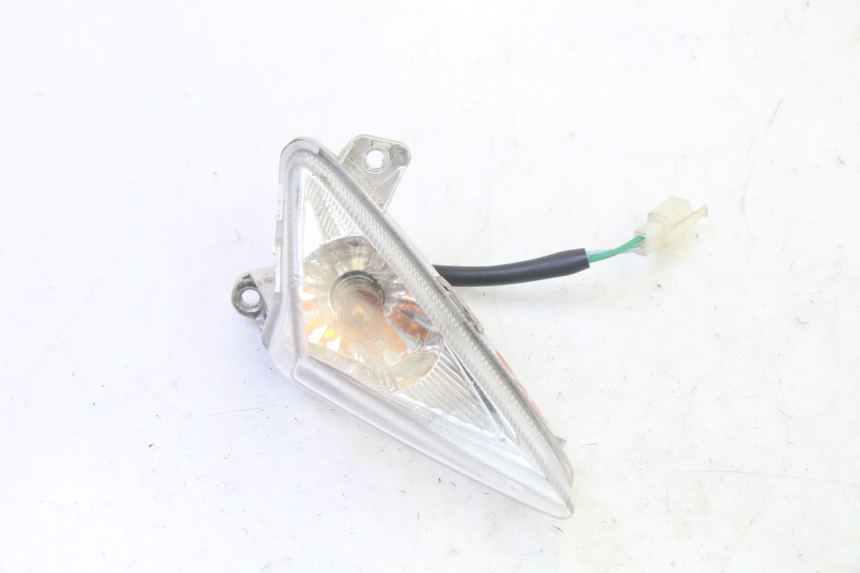 photo de FRONT RIGHT TURN SIGNAL SYM ORBIT III 3 4T 50 (2021 - 2025) - Component detail