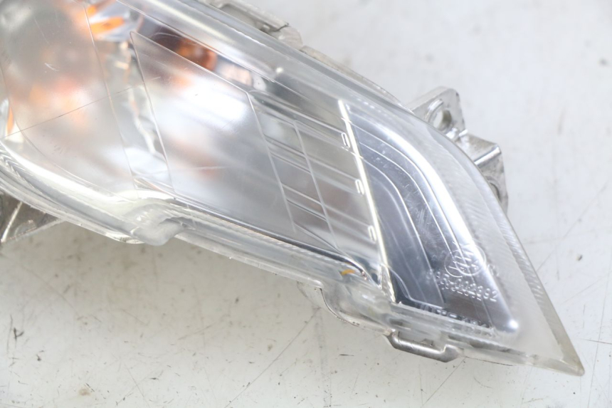 photo de RIGHT FRONT TURN SIGNAL PEUGEOT TWEET 4T 50 (2018 - 2020)