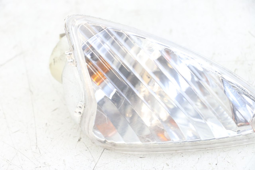 photo de RIGHT FRONT TURN SIGNAL PIAGGIO LIBERTY 125 (2009 - 2013)