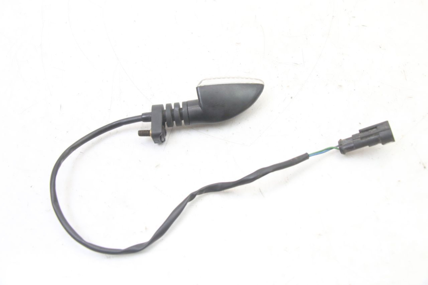 photo de FRONT RIGHT TURN SIGNAL LIGIER PULSE 3 1 (2014 - 2020) - Alternative perspective