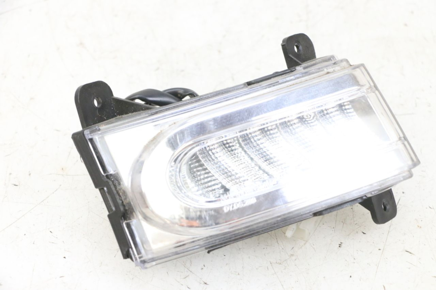 photo de FRONT RIGHT TURN SIGNAL EFUN PUSA 1 - Markings and original references