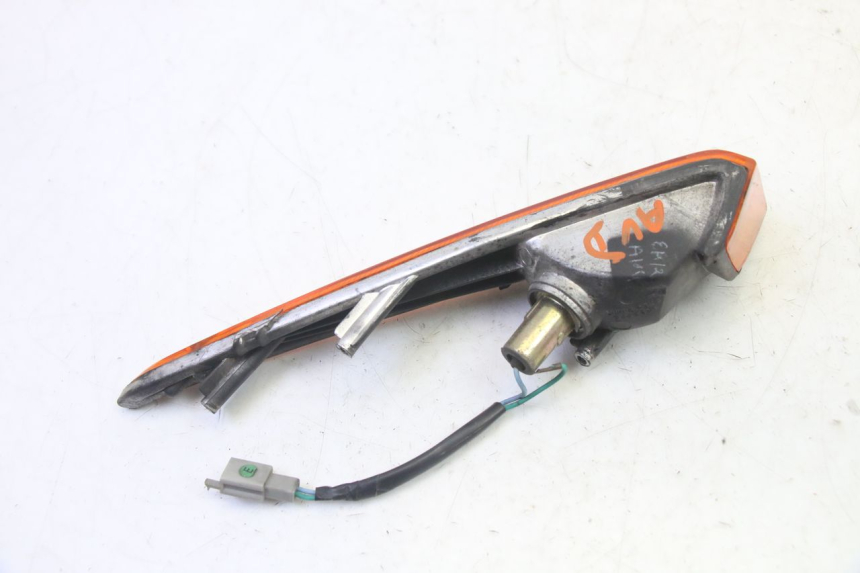 photo de RIGHT FRONT TURN SIGNAL HONDA SCV LEAD 100 (2003 - 2007)