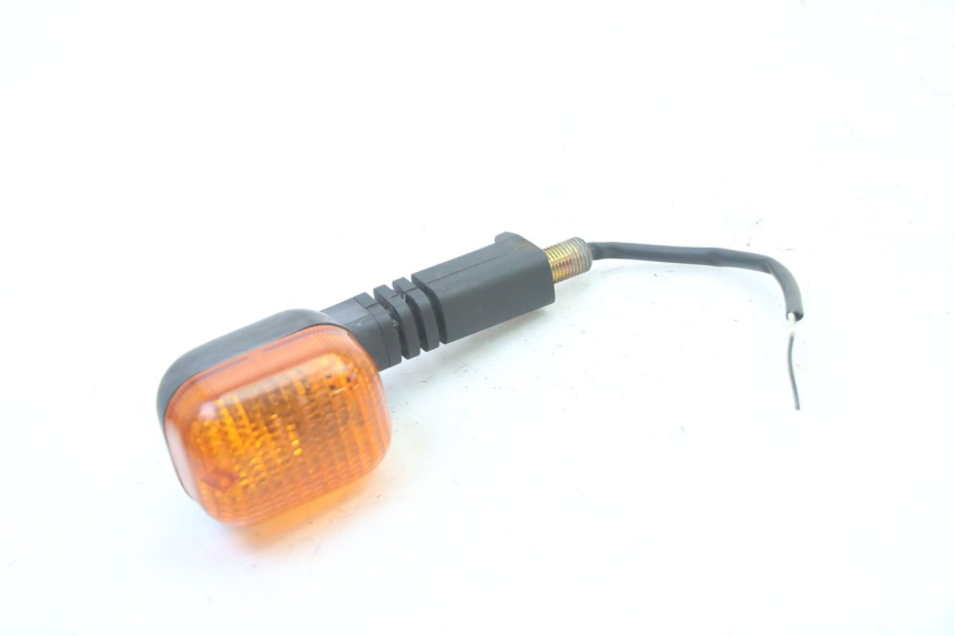 photo de FRONT RIGHT TURN SIGNAL TRIUMPH SPRINT 900 (1995 - 1998)