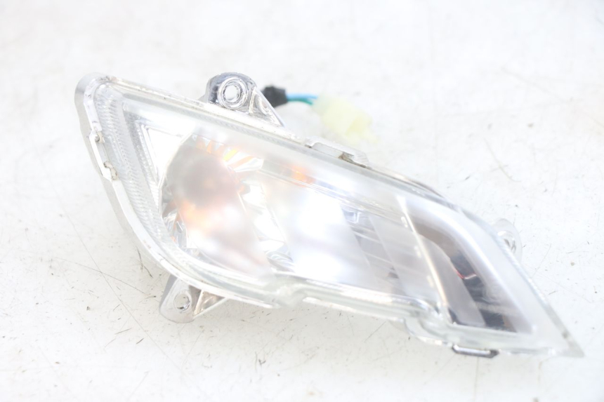 photo de FRONT RIGHT TURN SIGNAL PEUGEOT TWEET 4T 50 (2014 - 2019)