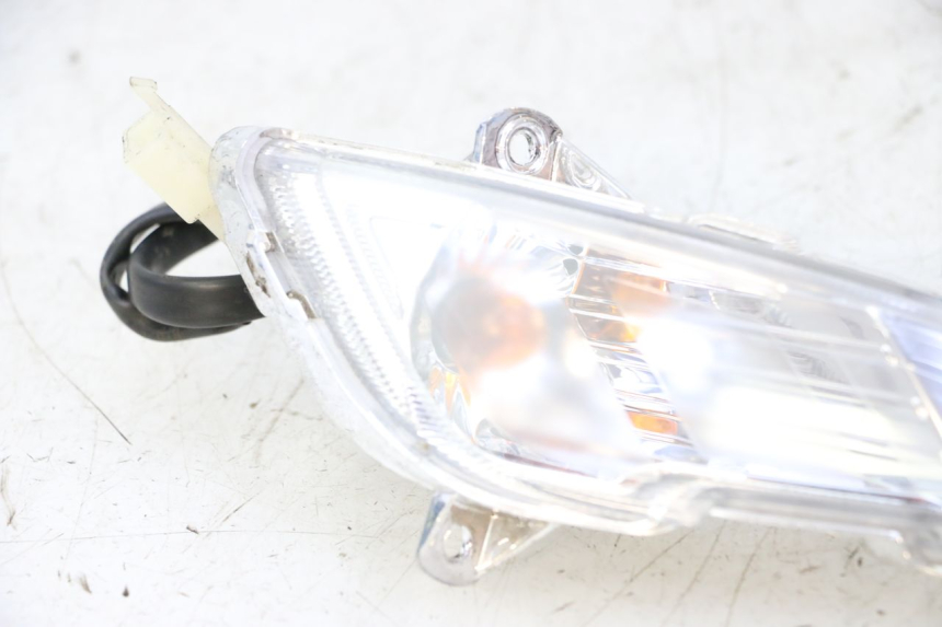 photo de FRONT RIGHT TURN SIGNAL PEUGEOT TWEET PRO CARGO 50 (2018 - 2020)